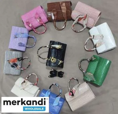 Bolsos de mujer Descubra nuestra colección de bolsos de mujer de Turquía al por mayor.