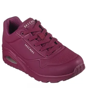 Deportivo fucsia con cordones