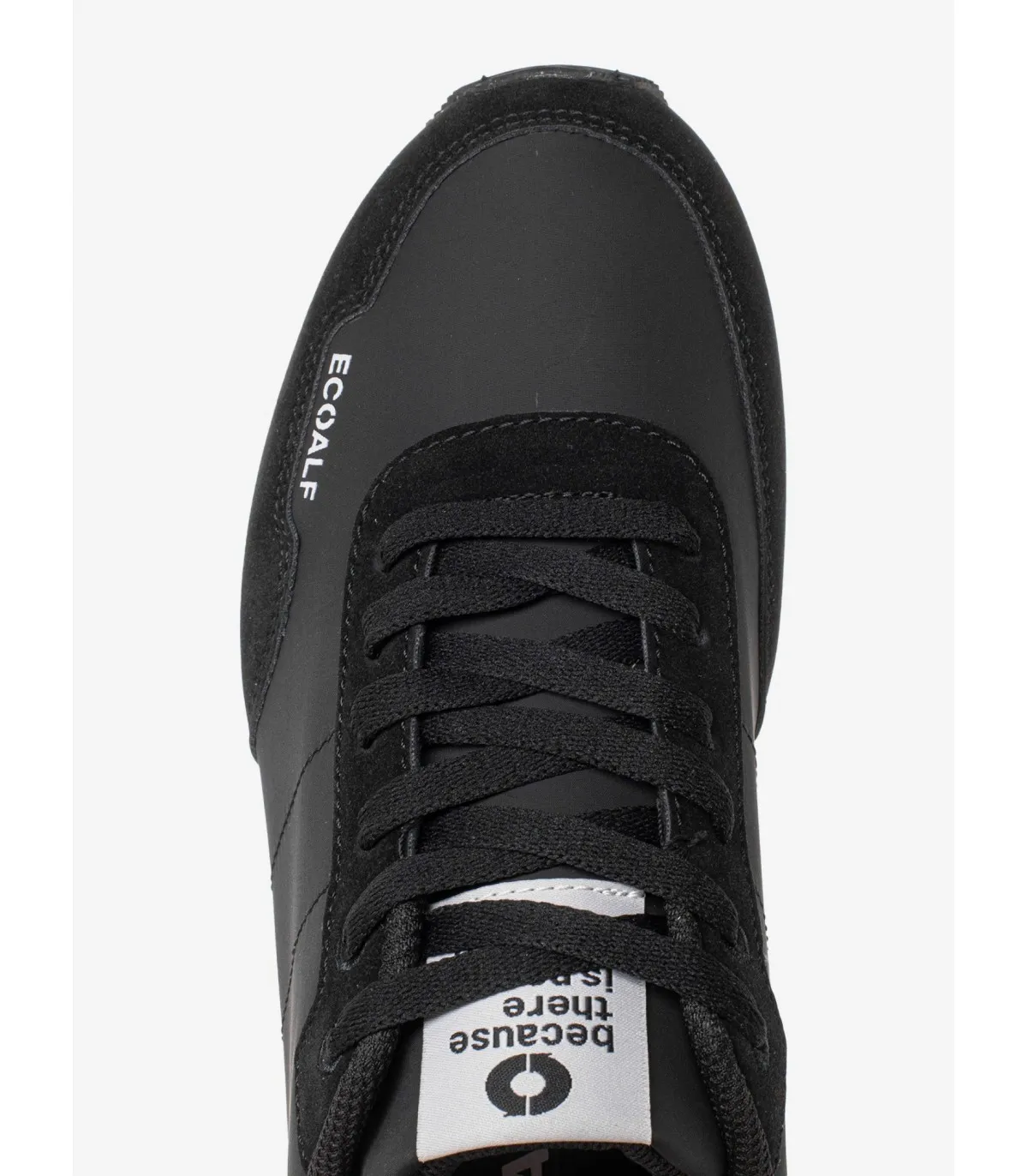 Deportivo negro con cordones