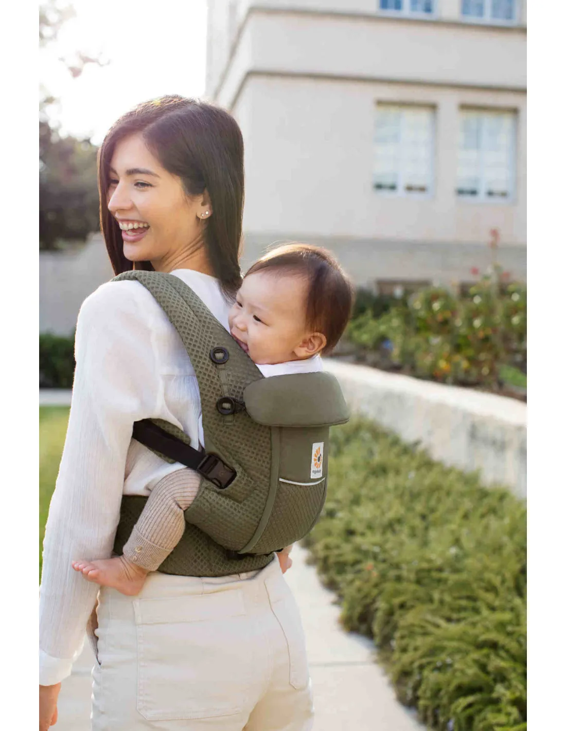 Ergobaby Mochila portabebé Ergobaby Adapt Soft Flex Mesh verde oliva