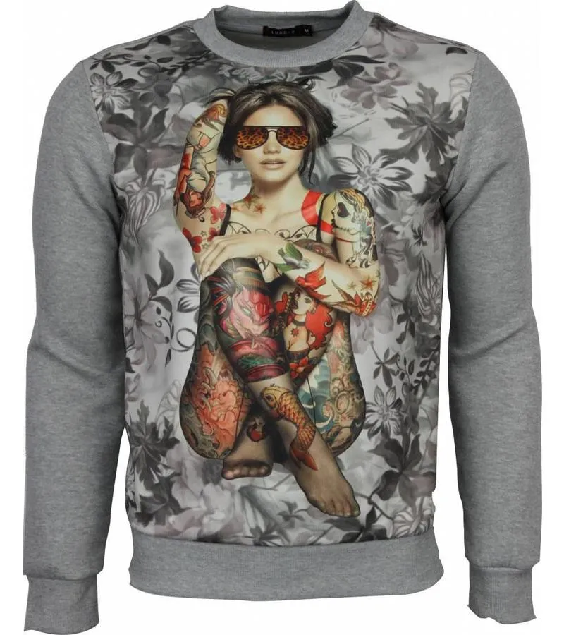 Sudaderas - Floral Motif Tattooed Lady Sudaderas hombre - Gris